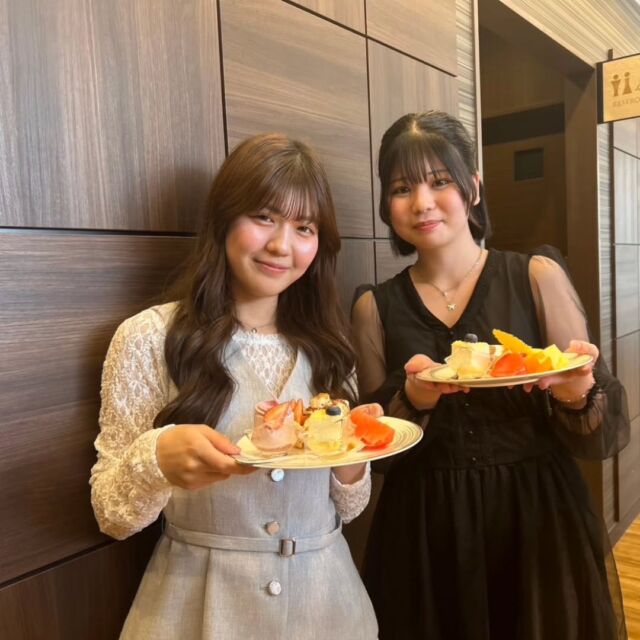 本日は #エントランスパーティー を行いました🥂💕

みんな華やかなドレスやスーツで来てくれました🥳💗
美味しいご飯や2年生が考えてくれたレクリエーションでとても賑やかなパーティーになりました🍽✨🎶

２年生のみんな🥰素敵なパーティーを企画してくれてありがとう!!

明日から始まる学校生活、自分らしく頑張っていきましょう💪❣️

🐾
🐾
🐾
⁡⁡#いばらきどうぶつ専門学校 #いばらき動物専門学院 #動物専門学校 #いばどう #土浦市 #トリマー #ドッグトレーナー #動物看護師 #動物臨床助士 #飼育員 #実習 #パートナードッグ #可愛い #iASC #いば動 #茨城 #動物 #専門 #学校 #犬 #オープンキャンパス #個別面談 #体験会 #入学式 #新入生