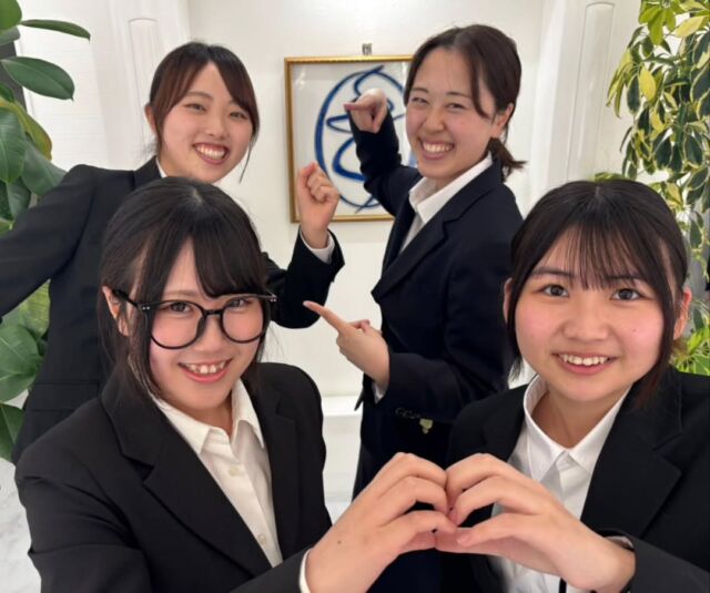 今日2年生は#就職ガイダンス がありました👔✨

メイクや面接の受け答えなど就職に向けた講習を行いました📚️🖋️

就職の時期が本格的にはじまりました〜🔥
みんな目標に向かって頑張っていこうね🙌❣️
⁡#いばらきどうぶつ専門学校 #動物専門学校 #いばどう#土浦市